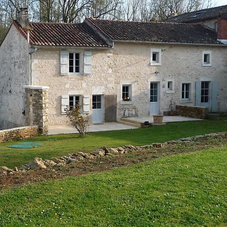 Le Logis De Misere Celles-sur-Belle Eksteriør billede